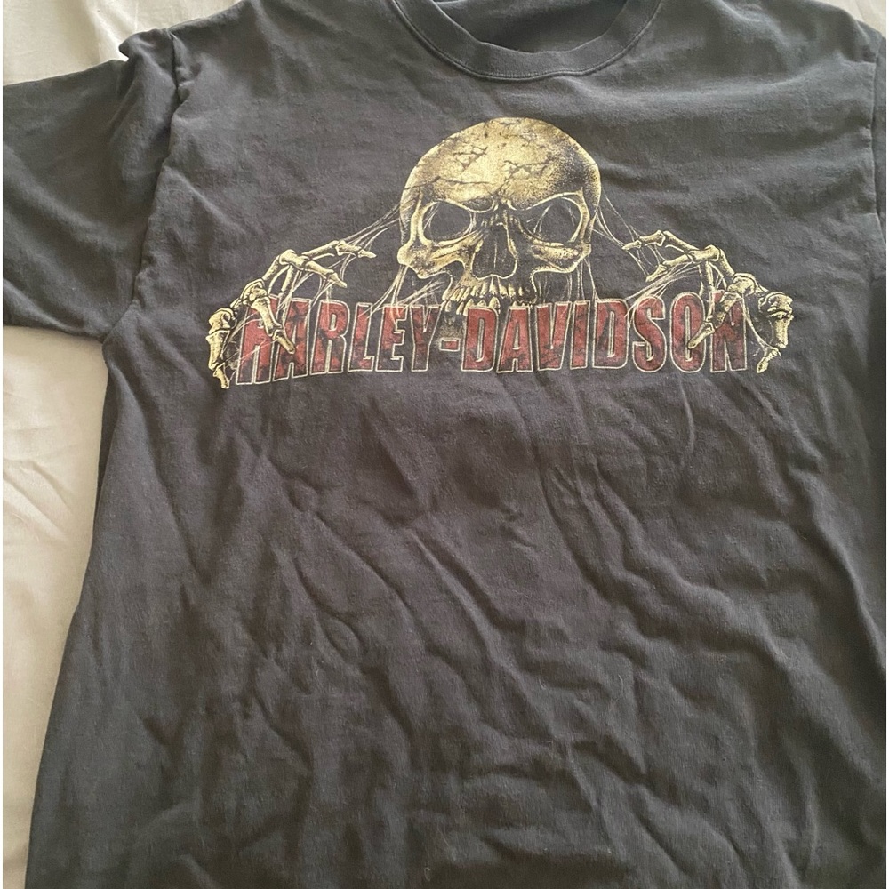 Harley Davidson Shirt in size large
